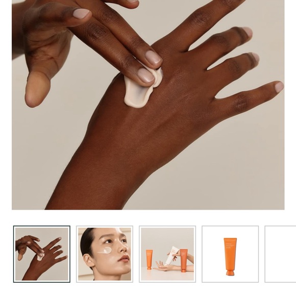 Sulwhasoo Overnight Mask and Gentle Foaming Cleanser Bundle - Picture 6 of 9